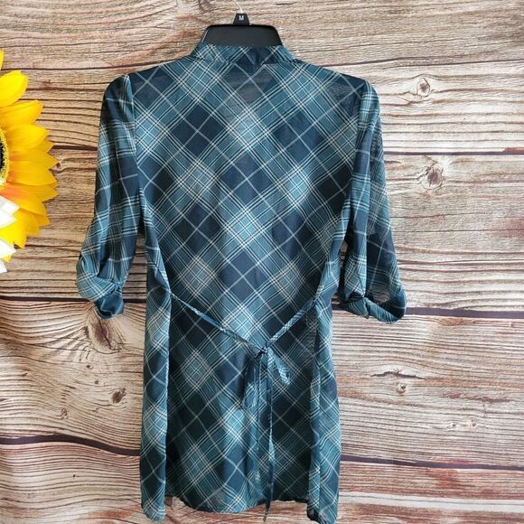 Apt 9 short Sleeve Blouse Women's small plaid Pre-owned - Picture 2 of 7
